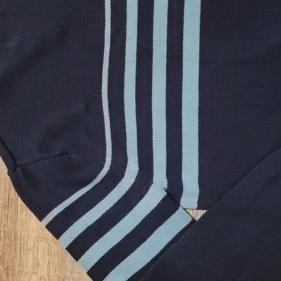 Denver Hayes men's sweater V neck size medium navy and blue color Gently Loved - Picture 11 of 12